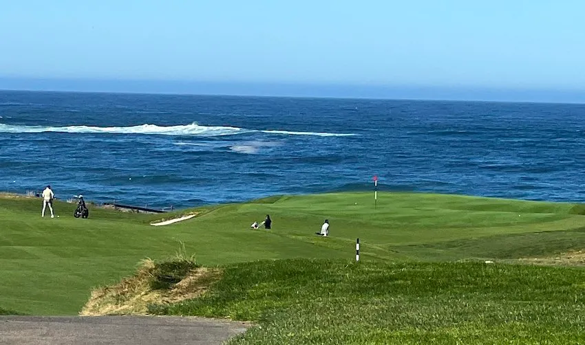 Golf in Pebble-Beach